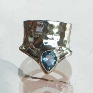 Beaten Collar Blue Topaz