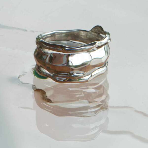 Spiral Organic Ring