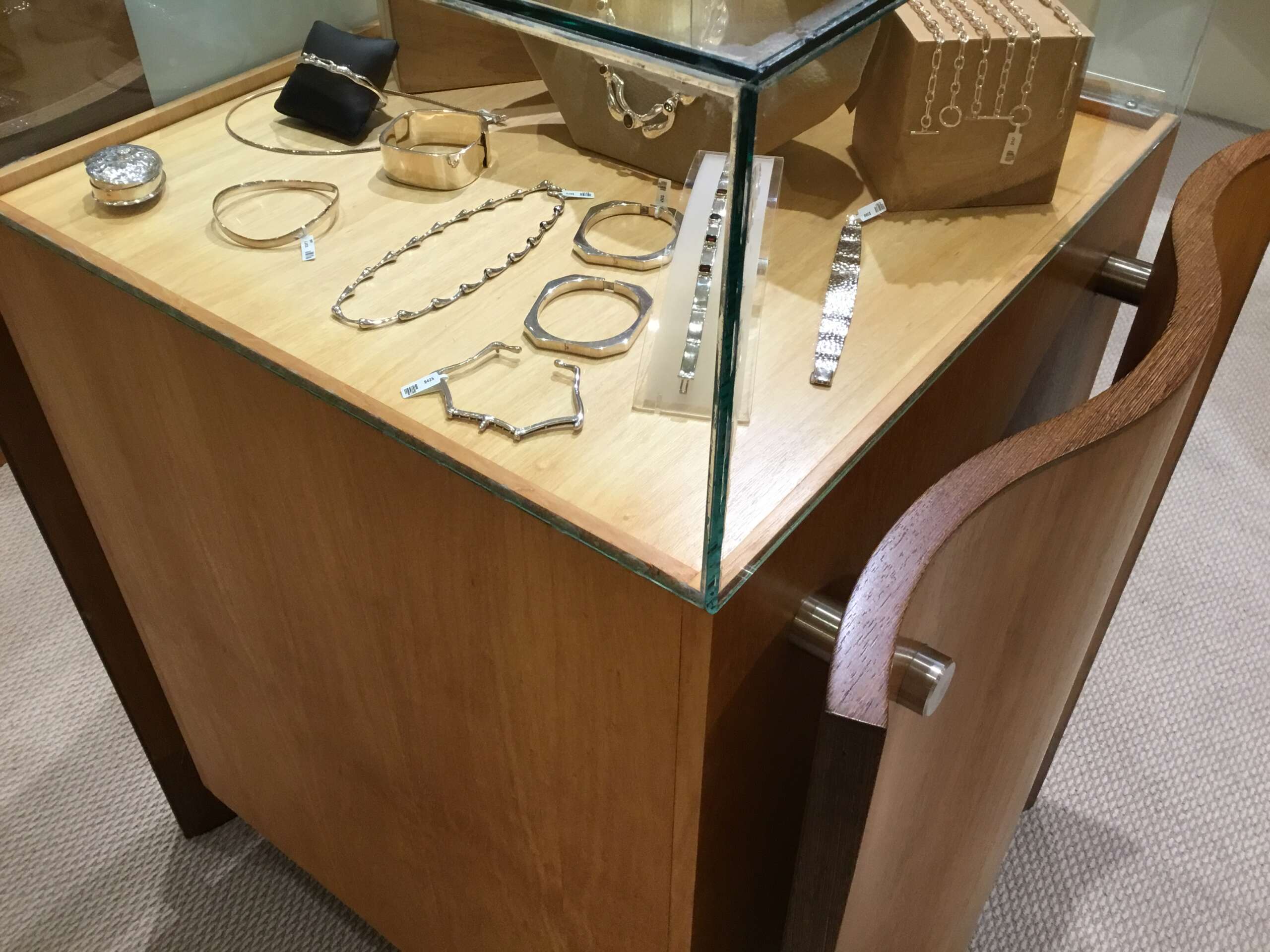 Pedestal Display Cabinet - Image 6