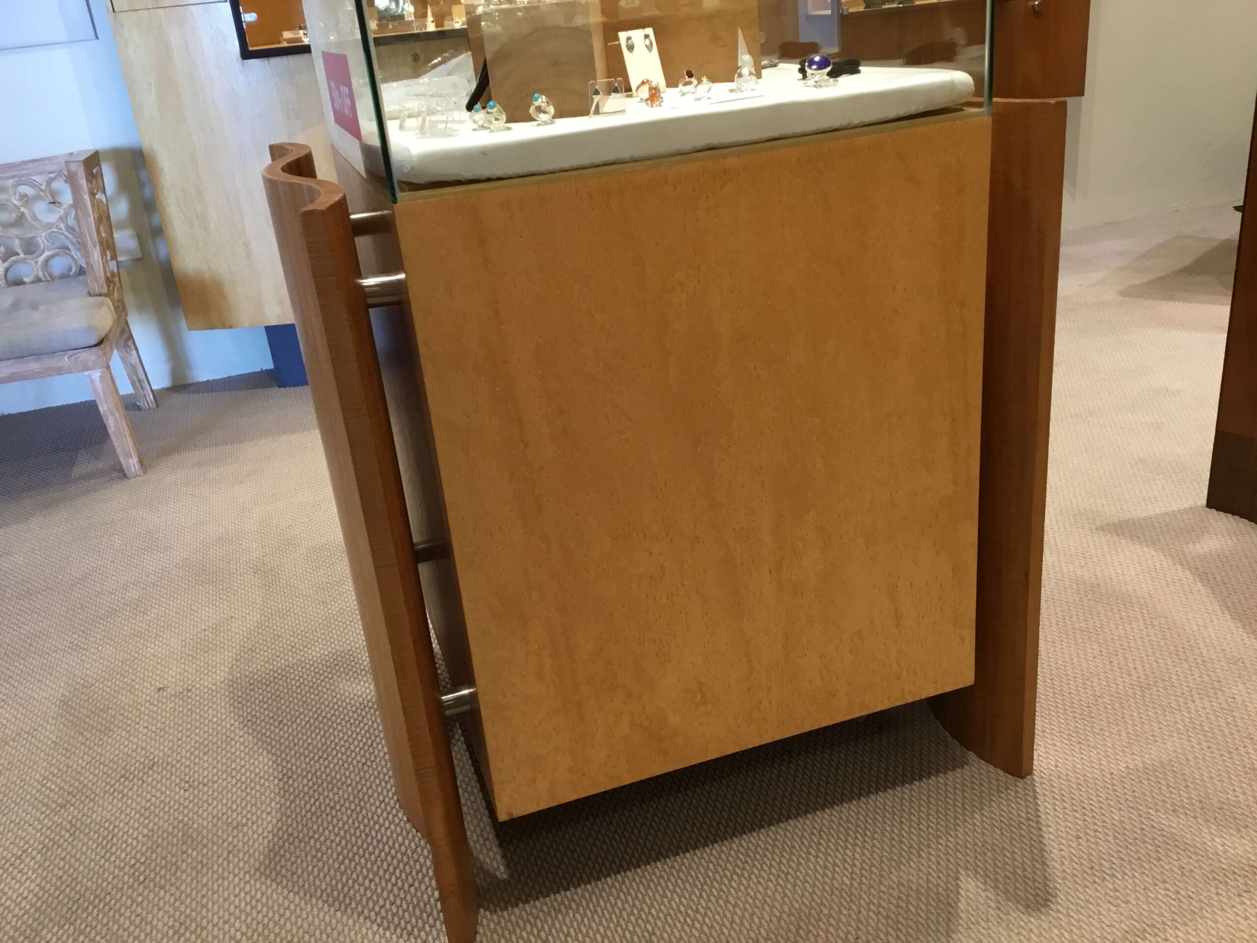 Blonde Display Pedestal - Image 8